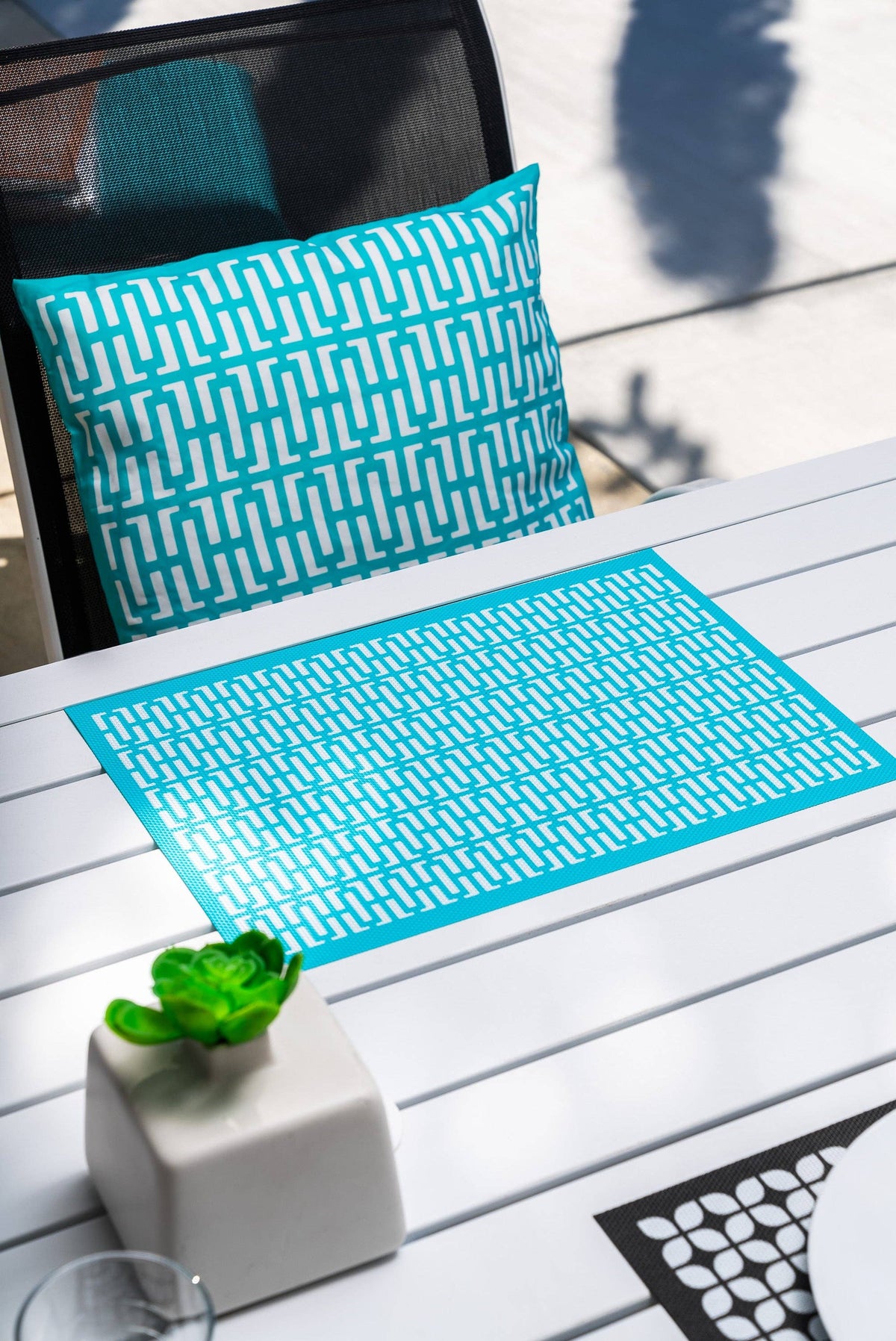 Breeze Block Placemat Turq