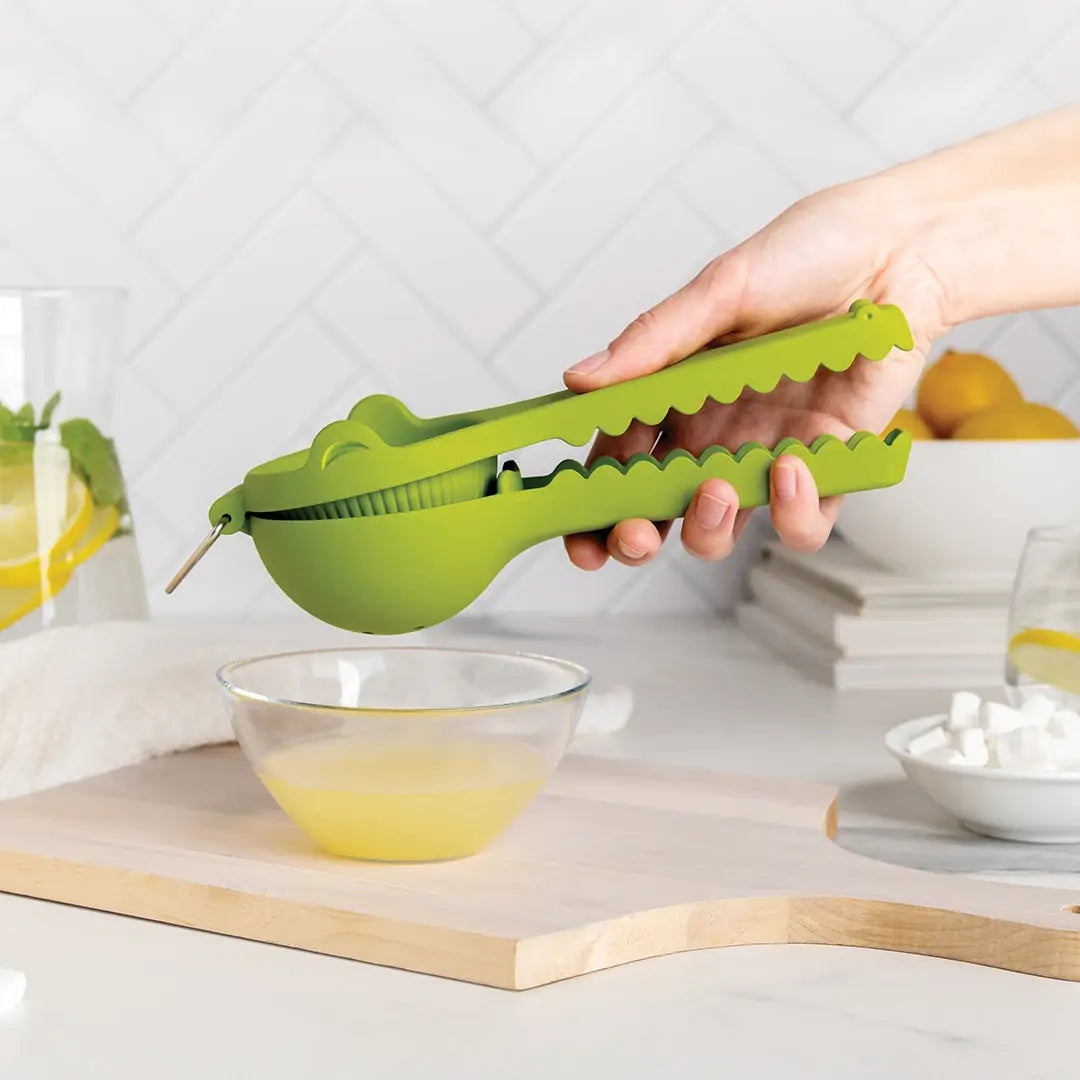 Lemongator Juice Squeezer